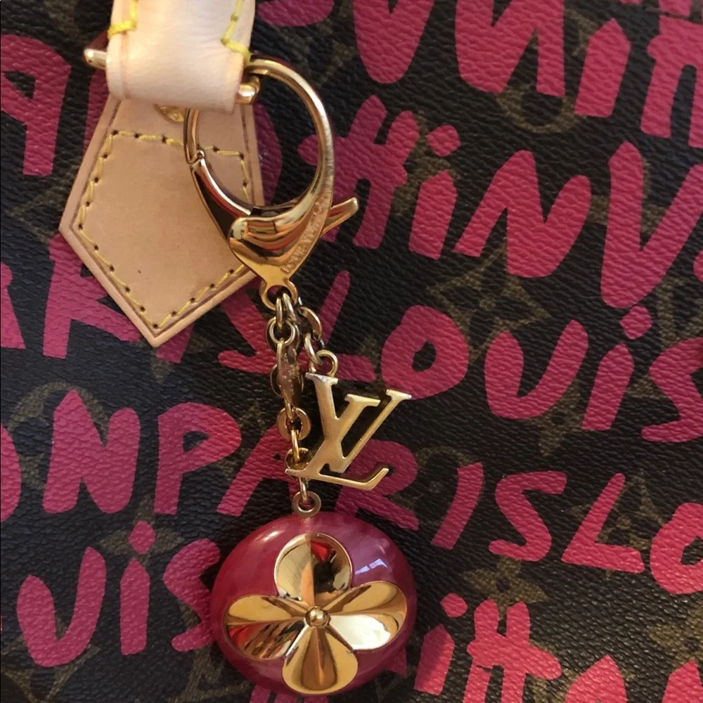 Louis Vuitton Authentic Fuchsia Fleur De Epi LV Monogram Bag Charm KeyHolder